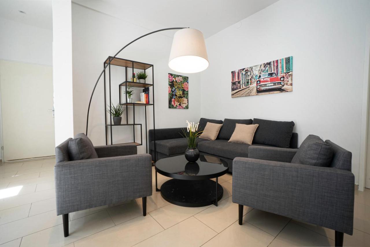Chic Newly-Renovated Apartment Steps From Subway In Vienna'S Hernals District מראה חיצוני תמונה